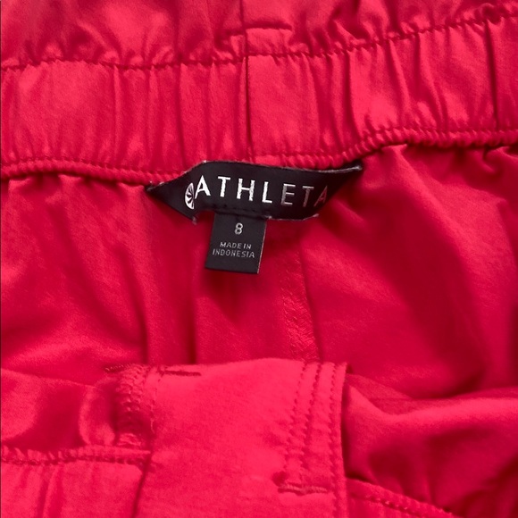 Stylish Red Women's Shorts - Picture 2 of 8